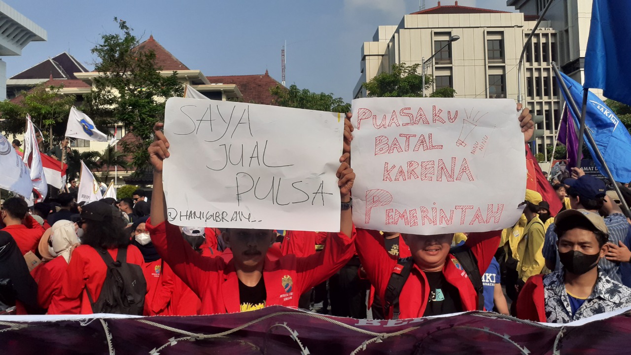Aksi di Bulan Puasa dari Aliansi Mahasiswa Jawa Tengah