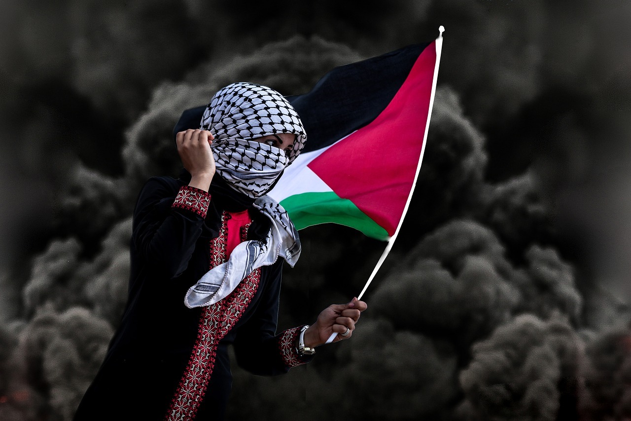 Keffiyeh, Simbol solidaritas Palestina, Makna syal keffiyeh, Free palestine, Solidaritas palestina, Simbol perjuangan Palestina
