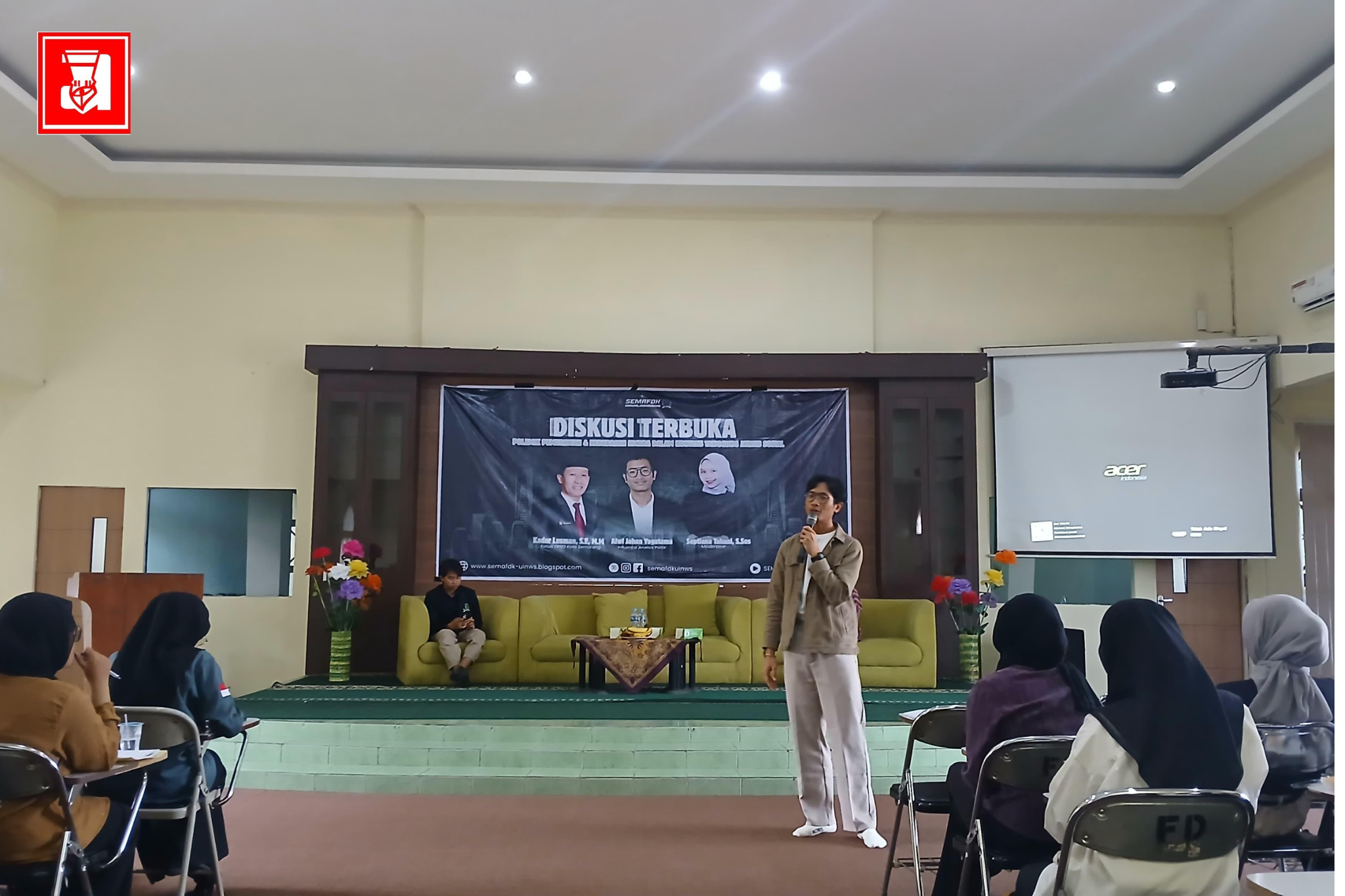 SEMA FDK, Diskusi Terbuka FDK, FDK UIN Walisongo, Diskusi Mahasiswa, UIN Walisongo
