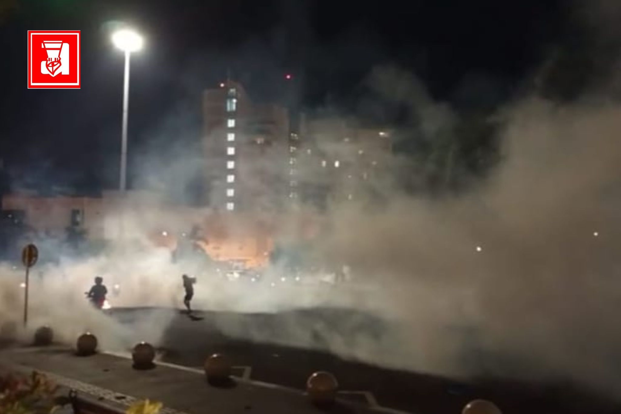 Masjid Baiturrahman, Simpang Lima, Demo Semarang, Demo Ojol, Aksi Solidaritas Ojol