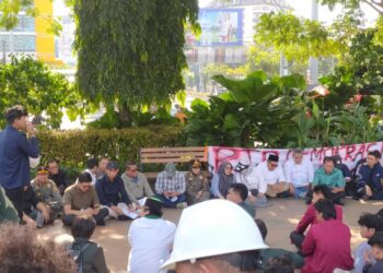 BEM SERA, Aliansi BEM SERA, BEM Semarang Raya, Aksi Damai Semarang, DPRD Jateng