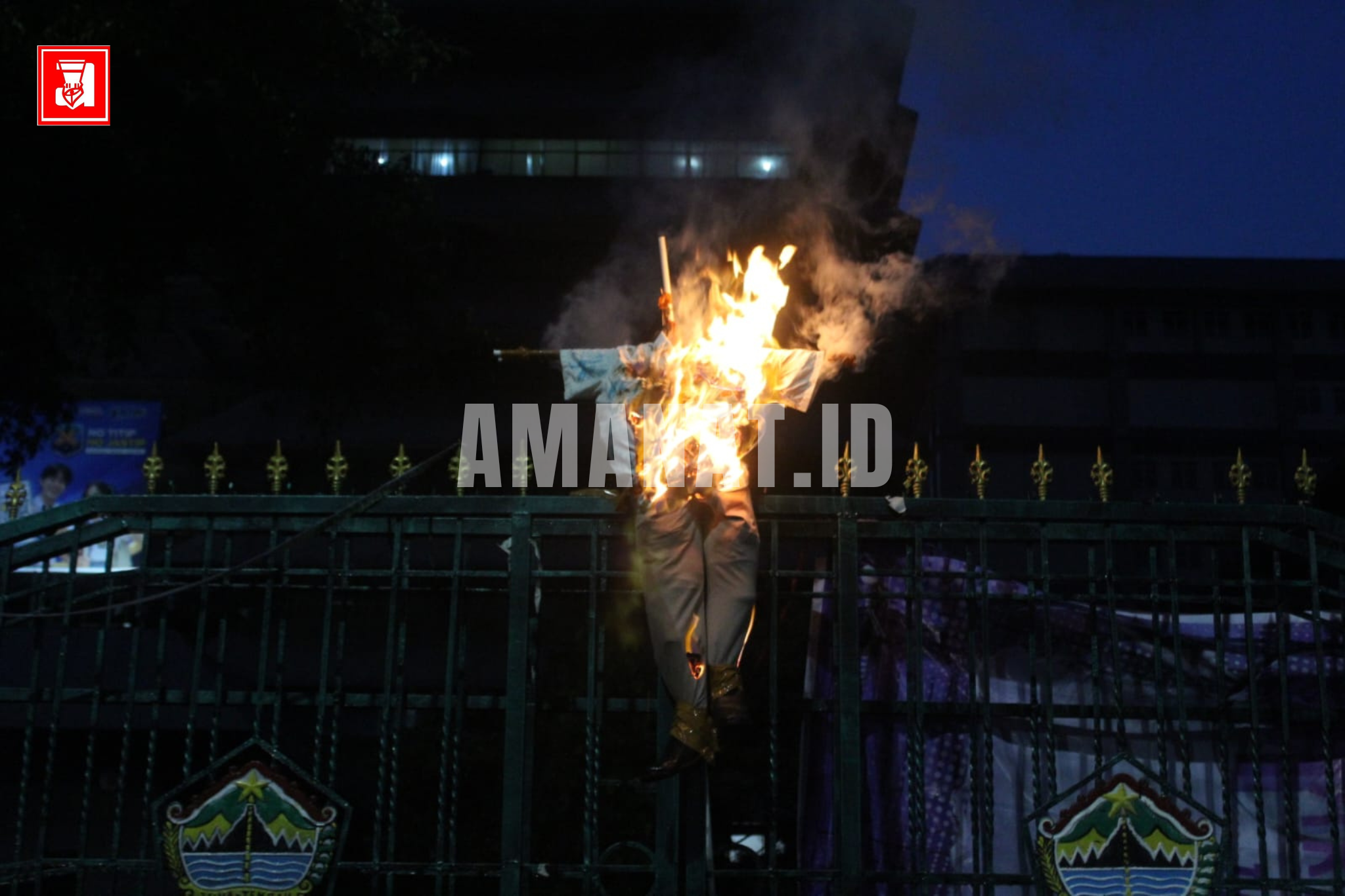 prabowo-gibran, aksi mahasiswa semarang, dprd jateng, demo semarang, kota semarang