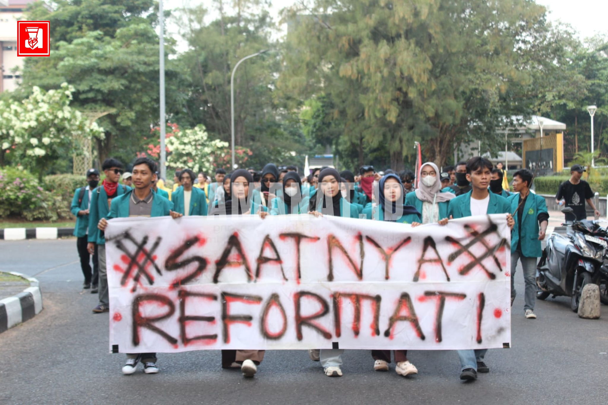 prabowo-gibran, aksi mahasiswa semarang, dprd jateng, demo semarang, kota semarang