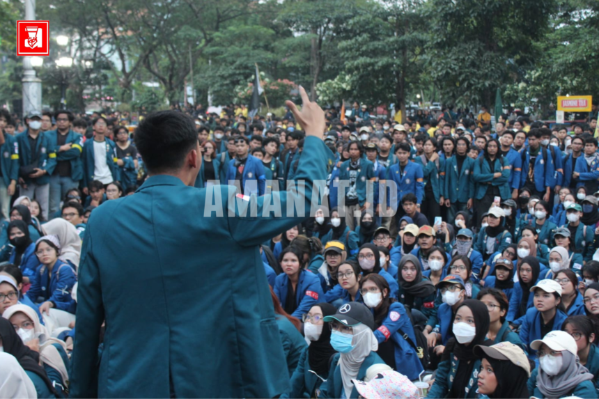 prabowo-gibran, aksi mahasiswa semarang, dprd jateng, demo semarang, kota semarang