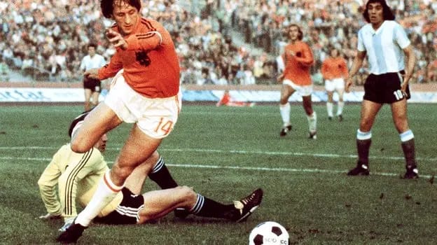 johan cruyff, perjuangan hak pekerja, sepak bola, barcelona, world cup 2026