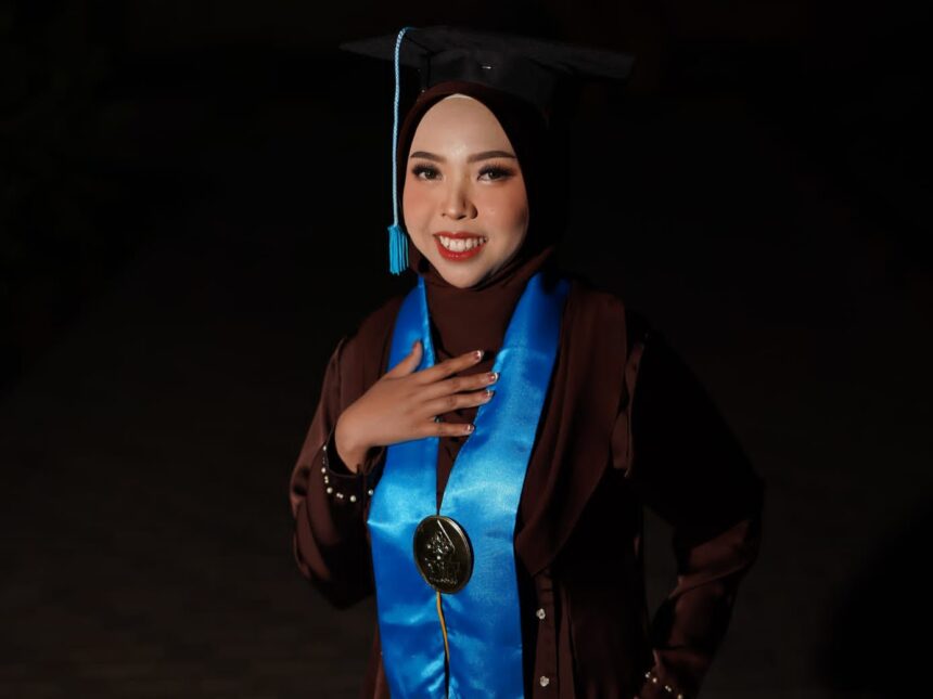 ida lailatin, wisudawan terbaik fuhum, wisuda 2026, wisuda uin walisongo, uin walisongo