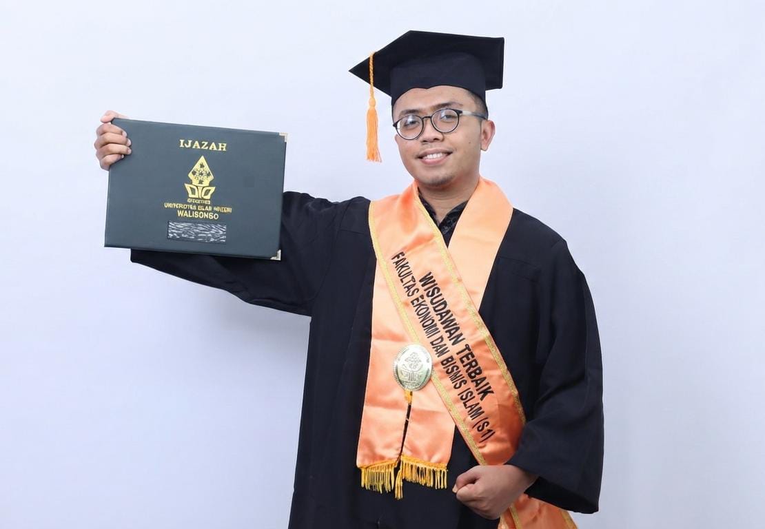 Abdul Aziz Ahmad Yasin, Wisudawan Terbaik FEBI, Wisuda 2026, Wisuda UIN Walisongo, UIN Walisongo
