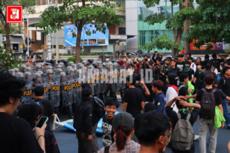long march, tugu muda, aliansi bem sera, aksi mahasiswa semarang, demo semarang
