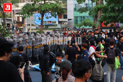 long march, tugu muda, aliansi bem sera, aksi mahasiswa semarang, demo semarang
